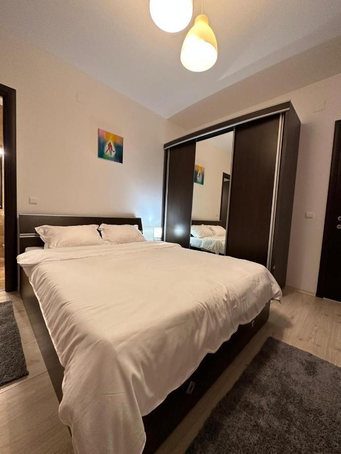 Apartament Otopeni Exteriör bild