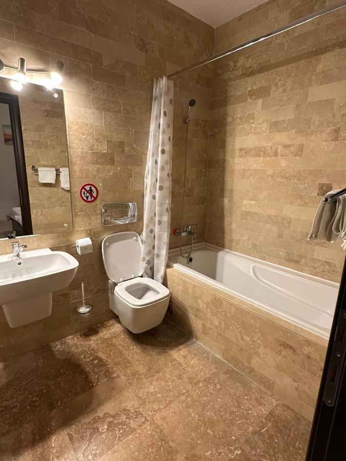 Apartament Otopeni Exteriör bild